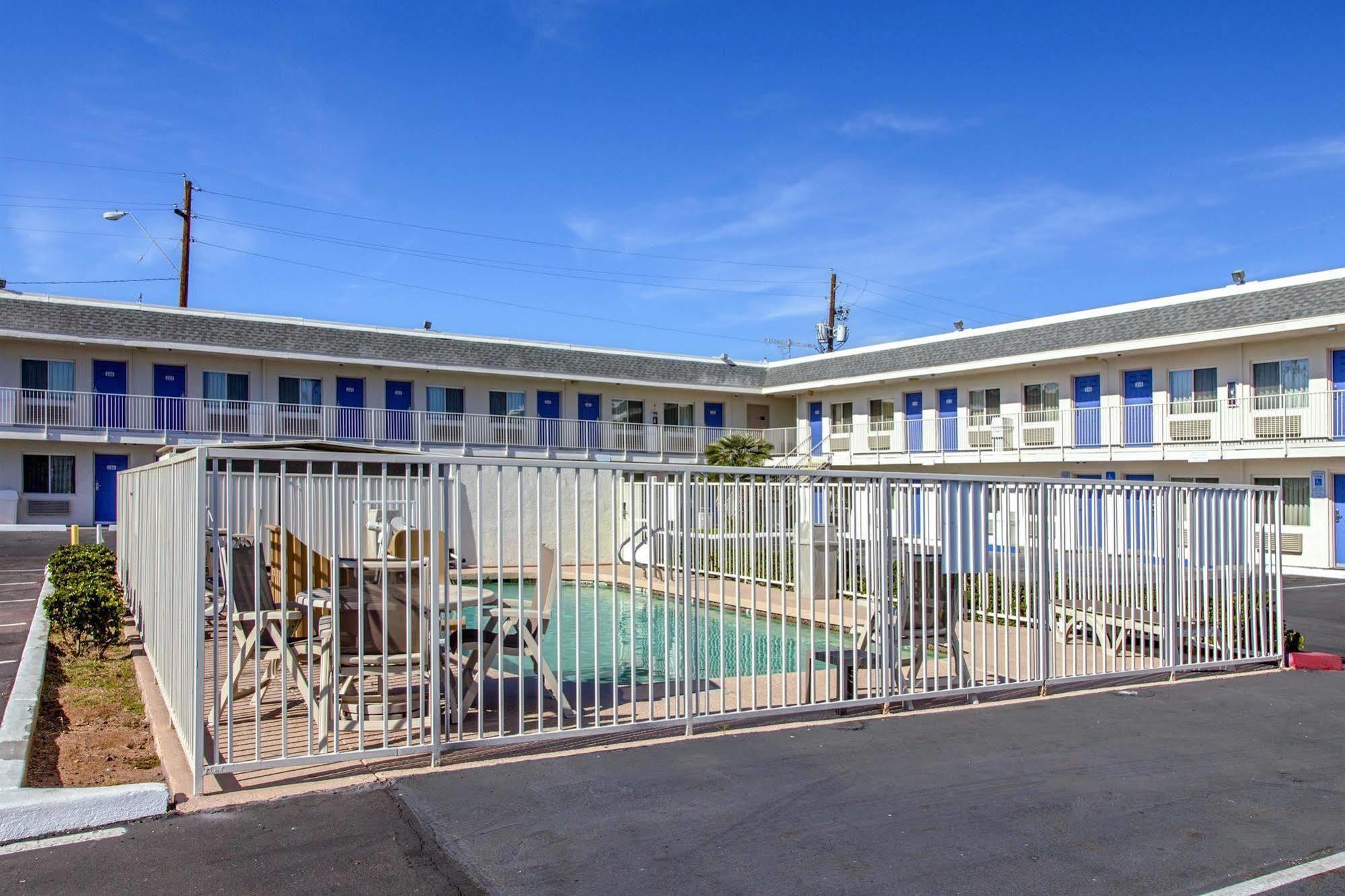 Motel 6-Phoenix, Az - Airport - 24Th Street Exterior foto